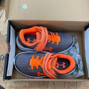 Brand new! Boys Under Armour sneakers
